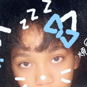 Meet your Posher, Camille